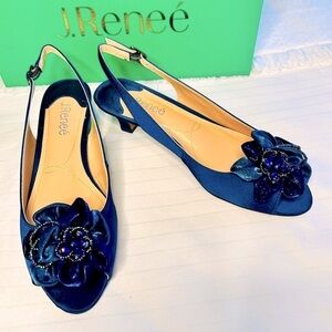 J. Renee Slingback Pump Navy Satin Leonelle Embellished Bow Peep Toe size 8M